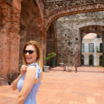 Mujer alegre en Panamá